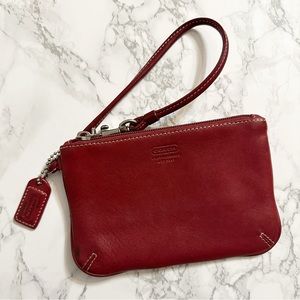 20. Coach Rich Dark Red Leather Wristlet Card Holder Zip Top Jacquard Lining